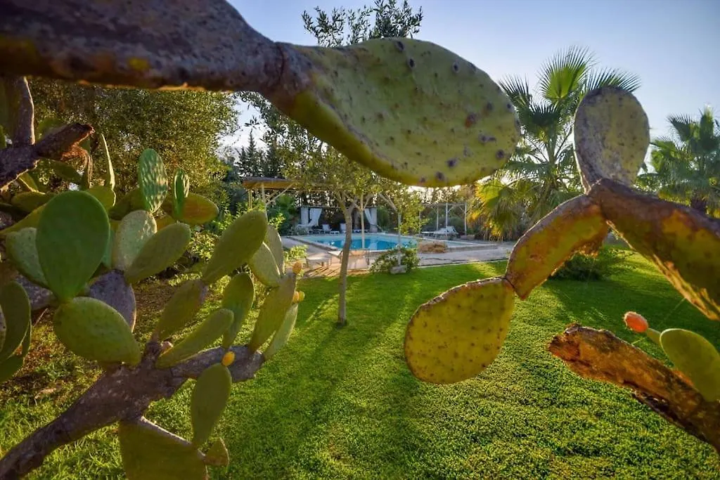 Masseria Le Pezzate by Raro Villas-1