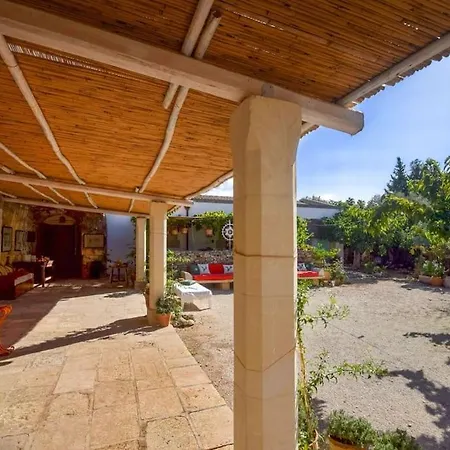 Masseria Le Pezzate by Raro Villas-2